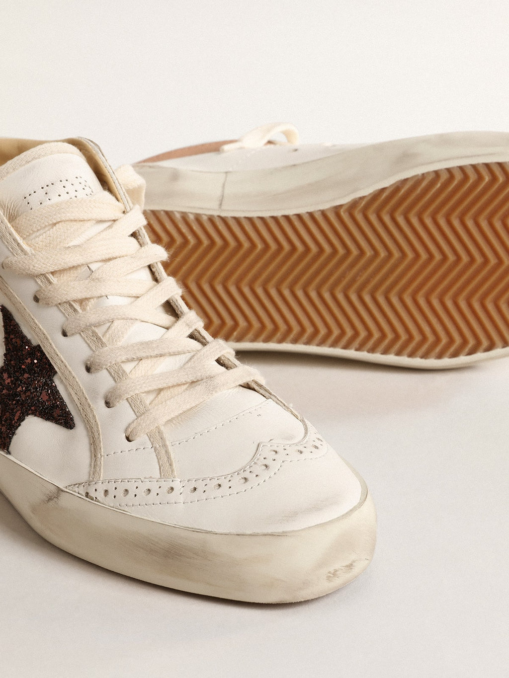 Mid Star LTD in nappa with glitter star and nude leather flash
