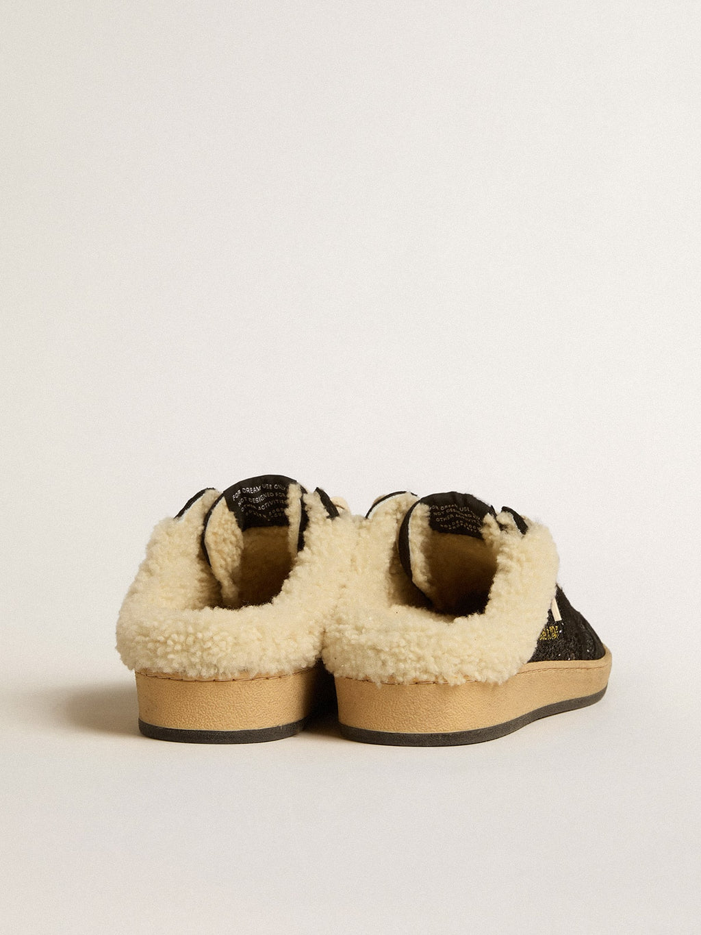 Sabot Ball Star in glitter nero con stella nera e fodera in montone